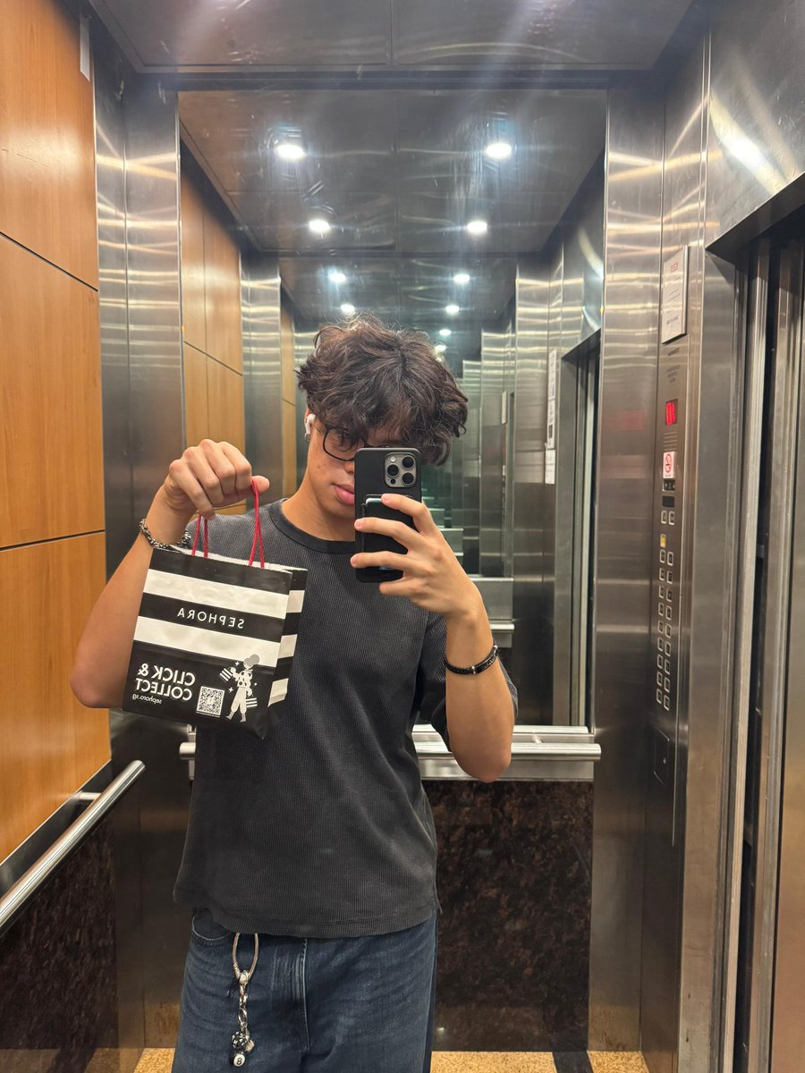 calmboba's tweet photo. its like a reward⋆｡‧˚ʚ♡ɞ˚‧｡⋆
⋆˚reformer beginner @ sunday pilates
𐙚⋆.˚ it was a little difficult cuz im still recovering from flu and I had cramps but it was pretty good overall 
𐙚⋆.˚feat my man and my dior palette he picked up https://t.co/IqqtQRGBxE