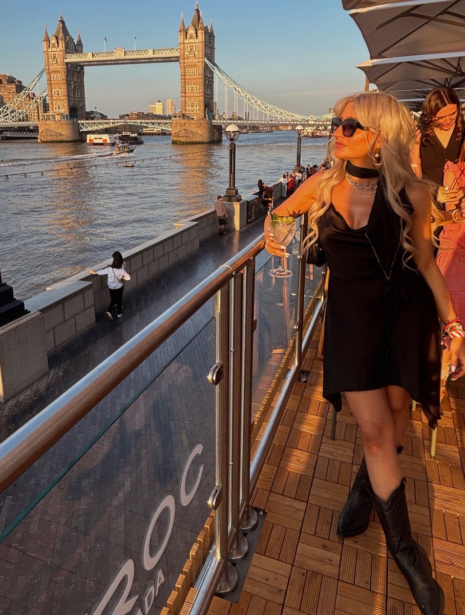 Bex April May tweet media