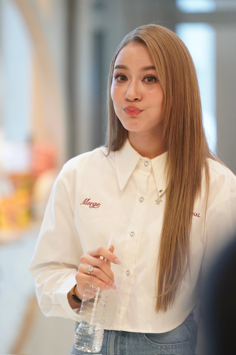 BookTYT's tweet photo. ตัวจริงน้องน่ารัก เอเนอร์จี้สดใสมากๆ แอบส่งกำลังใจให้เงียบๆน้าา 🤭🫣🥰
GINA AT PR GOS FINAL
#PRGOSFINALxGINA https://t.co/DGTF5n7nPx