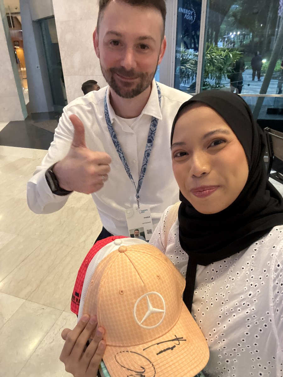 nadia (@nni_zlkfl) on Twitter photo still buzzing! thank you <a href="/MercedesAMGF1/">Mercedes-AMG PETRONAS F1 Team</a> for a truly special day and for allowing Toto to sign my caps. i'm deeply grateful ♥️ still buzzing! thank you <a href="/MercedesAMGF1/">Mercedes-AMG PETRONAS F1 Team</a> for a truly special day and for allowing Toto to sign my caps. i'm deeply grateful ♥️