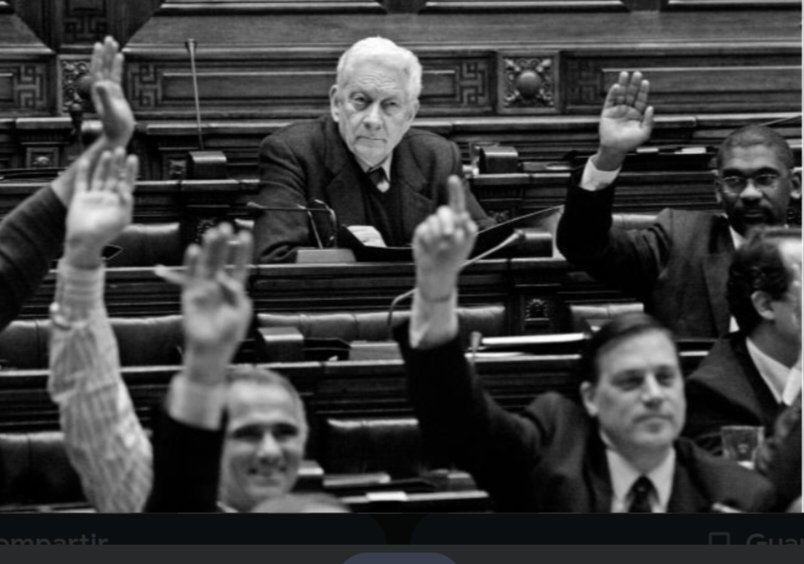 Ja!
Después le dan con un caño a <a href="/sallelorier/">Dr. Salle Lorier</a> porque dicen que acomodó a la hija (cuando fué legítimamente electa)

Zurdita caviar al servicio de la Agenda 2030 /2050.
¡Y responde a <a href="/OrtunoEdgardo/">Edgardo Ortuño</a> ni más ni menos! 
Pueblo cornudo.
Acá está el resultado de tu voto
🤘🏼😎