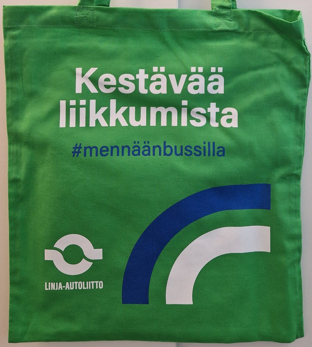 Linja-autoliitto ry (@linjary) on Twitter photo Linja-autoalan vuoden ykköstapahtuma BUS 2025 messut Jyväskylässä on ohi. Lämmin kiitos kaikille osallistuneille! Tervetuloa taas ensi vuonna. Aurinkoista kesää! #BUS2025 #BAKOy #Linjaautoliitto #Linjalehti #mennäänbussilla #kesäkassi Linja-autoalan vuoden ykköstapahtuma BUS 2025 messut Jyväskylässä on ohi. Lämmin kiitos kaikille osallistuneille! Tervetuloa taas ensi vuonna. Aurinkoista kesää! #BUS2025 #BAKOy #Linjaautoliitto #Linjalehti #mennäänbussilla #kesäkassi