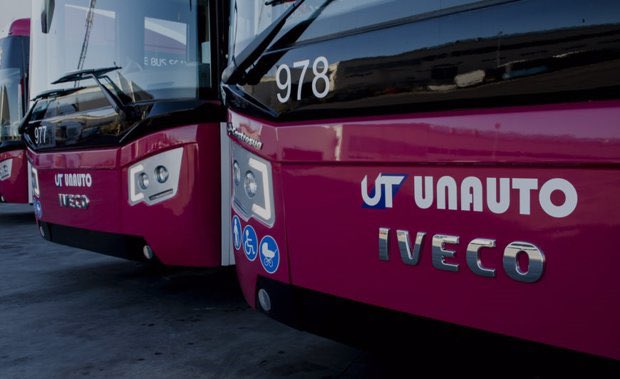 UNAUTOtoledo's tweet photo. 📆 Desde hoy reforzamos los servicios de las líneas 
🚏L1, L3, L5, L61, L62, L10 y L72.
Además el servicio nocturno búho LB1 y LB2 por el Corpus Chriti. 

¡Buen viaje! 🚍 https://t.co/xL8e2AxWTB https://t.co/JGaVkbHAyt
