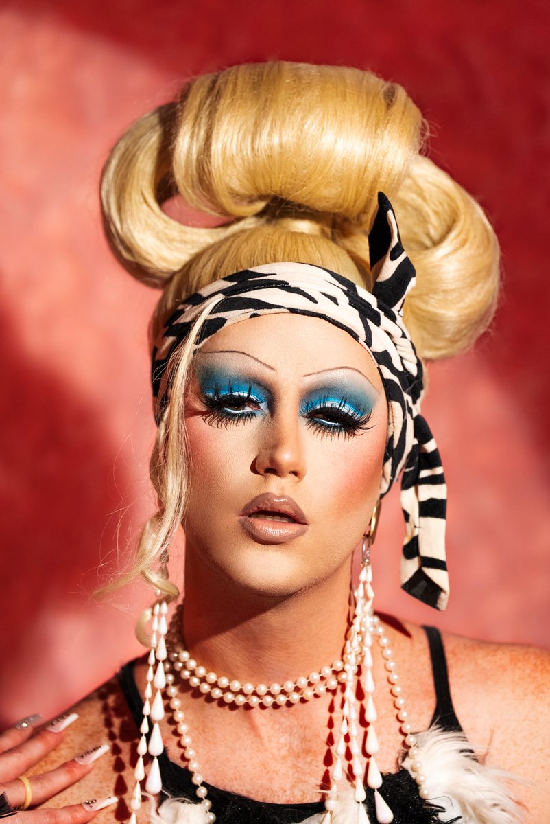 crossy rising/daddy sun/twunk moon tweet media