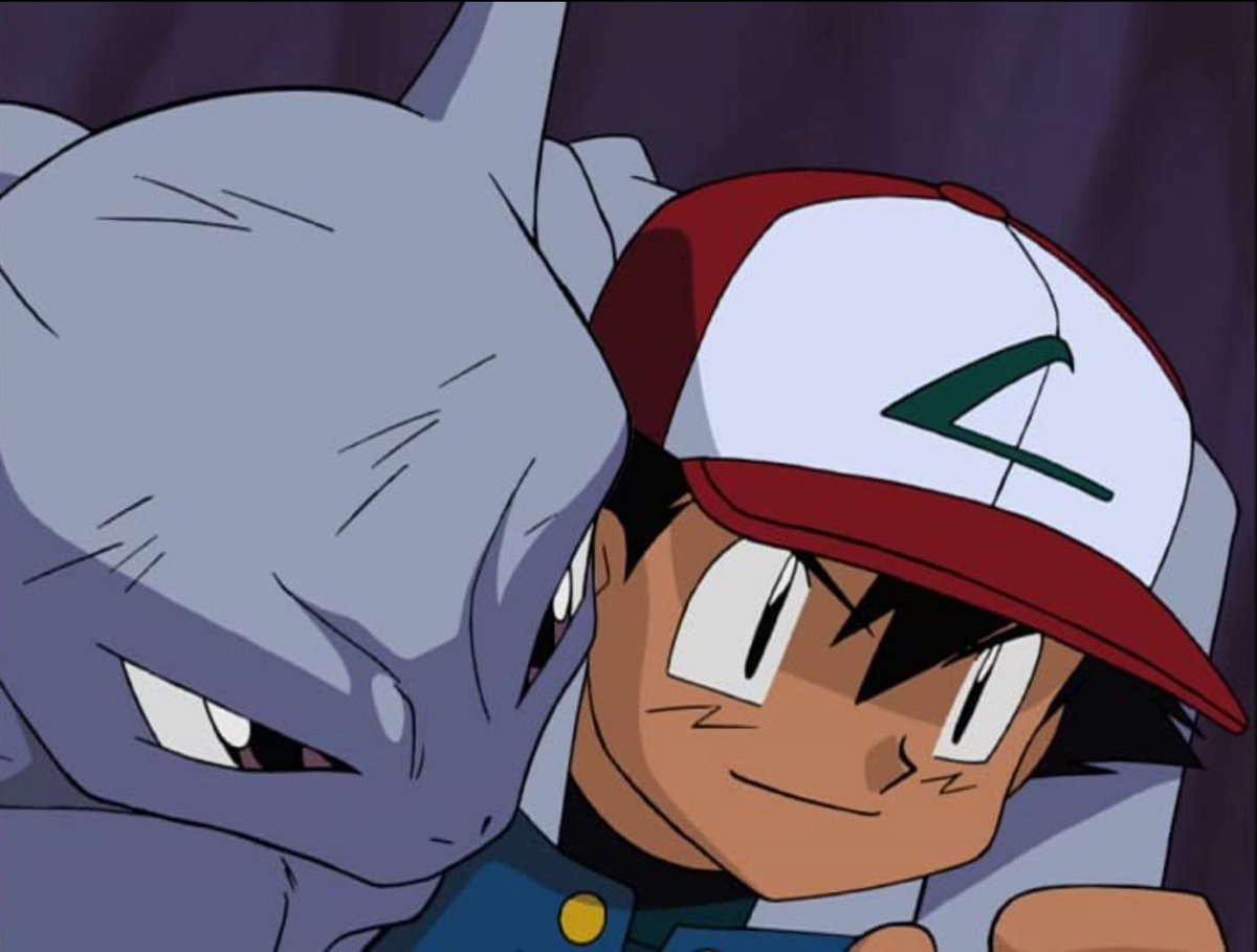 mewtwo_lives's tweet image. 「何故だ…?何故お前は私を助けようとする…?」
「お前はもしかしたら変わった人間…妙なトレーナーかもしれん」
「フフ…。私も自分が誰なのか、未だに答えが出せない」
拘束装置を壊そうとしたり、弱った自分を泉に運ぼうとするサトシの姿を見て、憎んでいた人間にミュウツーが心を開く名シーン