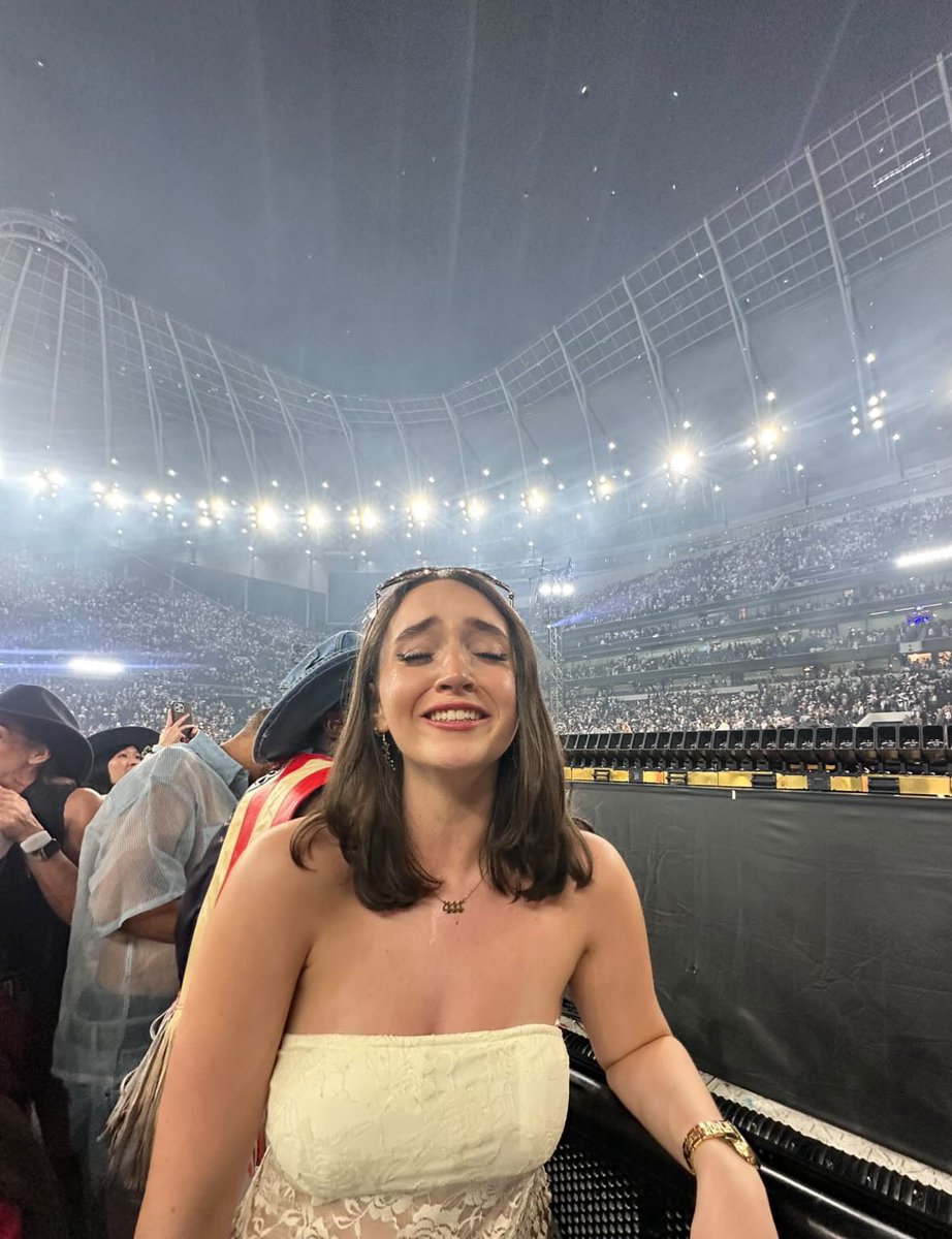 grace_hive's tweet image. Tissues were needed 😭