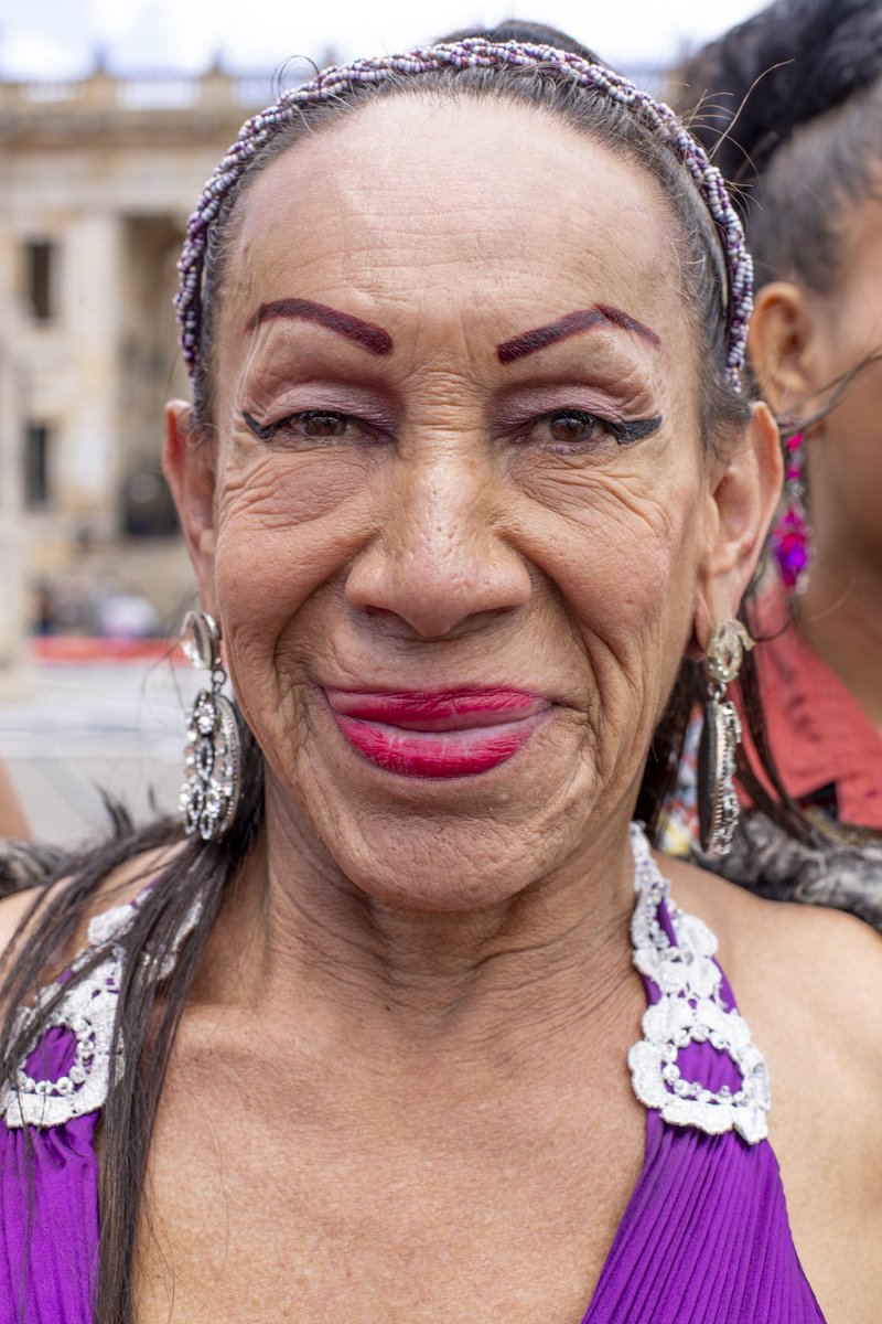 Detrás de la #LeySaraMillerey hay cientos de personas trans que siguen soñando con un país distinto. Un país donde sus derechos sean reconocidos plenamente, donde su existencia no sea aniquilada, sino protegida. 

¡Queremos vivir sin miedo!