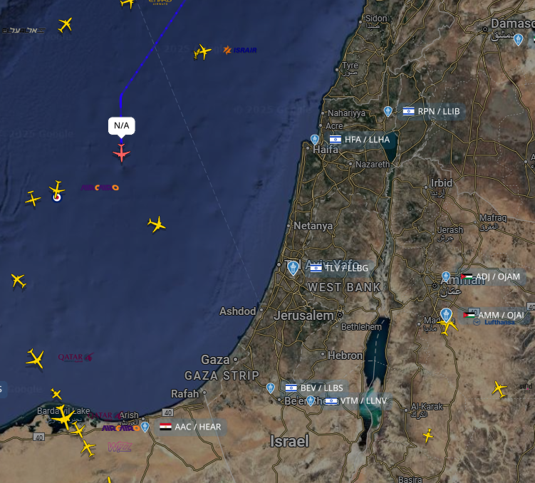 _v1zzy_'s tweet photo. 🕛UTC: 11:59 
📡Callsign: N/A, Boeing P-8A Poseidon, United States - Navy, is currently monitoring the Mediterranean Sea to Israeli coastline.

#OSINT #Israel #Iran #IsraeliranWar #Ukraine #Military #aviation #NATO https://t.co/kM0wJVeBR0