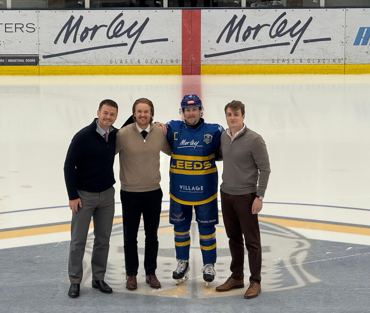 The Morley Glass Leeds Knights are proud to announce an exciting new partnership with Gryphon Oakwood Executive Search ⚔️

As part of the collaboration, the business will be proudly displayed on the back of the Knights jerseys for the upcoming season! 👕 🏒

📝