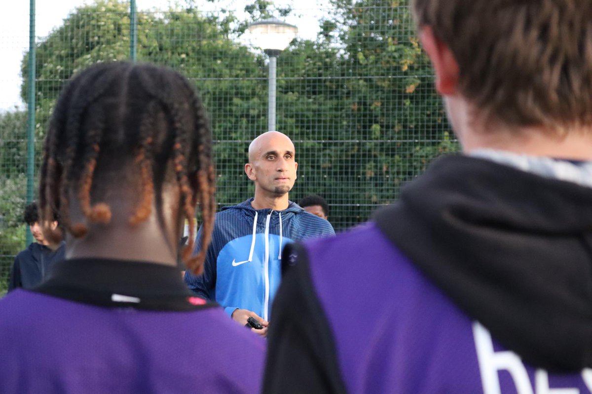 After a fantastic launch of the Players’ Project pilot, this week’s fixtures kick off today at Bridgestone with Zesh Rehman and Yahya Idrissi⚽️
Later in the week, Rachel Yankey takes the project on the road to Lyon Park School this Friday! 🎒👏
#PLPFAPLAYERSPILOT #PLMoreThanAGame