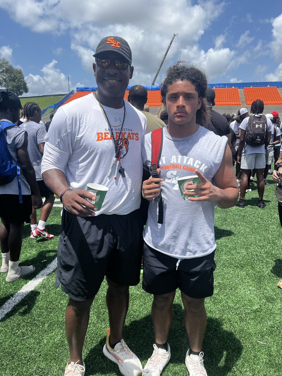 Giovanni Norman (@giovanninorma13) on Twitter photo Great experience <a href="/BearkatsFB/">Sam Houston Football</a> camp. It was a pleasure meeting you <a href="/31_CoachFAL/">Freddie Aughtry-Lindsay</a>
<a href="/CoachDre88/">CoachDre88</a> <a href="/BmtUnitedFtbl/">United Timberwolves ๐</a>
๐ฅ: hudl.com/v/2S2eA5 Great experience <a href="/BearkatsFB/">Sam Houston Football</a> camp. It was a pleasure meeting you <a href="/31_CoachFAL/">Freddie Aughtry-Lindsay</a>
<a href="/CoachDre88/">CoachDre88</a> <a href="/BmtUnitedFtbl/">United Timberwolves ๐</a>
๐ฅ: hudl.com/v/2S2eA5