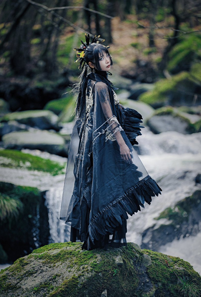 Gekkabijin_moon's tweet photo. 創作
.
　　　　　怨 嗟 之 鴉
. https://t.co/riK0TW3OiB