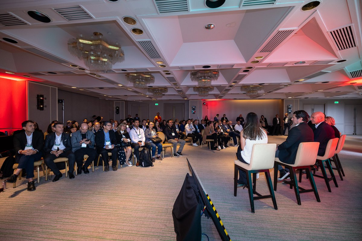 GSMA M360 Series (@m360series) on Twitter photo During #M360 LATAM, <a href="/ALTANMx/">ALTÁN Redes</a>, América Móvil, <a href="/ATTMx/">AT&T Mx</a> and <a href="/TelefonicaMX/">Telefónica Movistar México</a> announced the launch of #GSMA Open Gateway in the country 🌎
This enables #mobile operators to open their networks to drive innovation across the #digital ecosystem.
Read more here 👉 gsma.at/AG During #M360 LATAM, <a href="/ALTANMx/">ALTÁN Redes</a>, América Móvil, <a href="/ATTMx/">AT&T Mx</a> and <a href="/TelefonicaMX/">Telefónica Movistar México</a> announced the launch of #GSMA Open Gateway in the country 🌎
This enables #mobile operators to open their networks to drive innovation across the #digital ecosystem.
Read more here 👉 gsma.at/AG