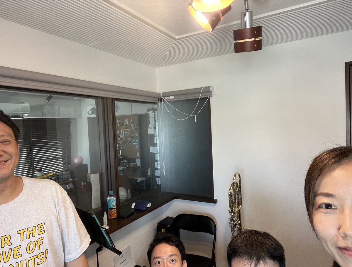 ご無沙汰しております！
明けましておめでとうございます🎍

という訳で、本当に新年の挨拶を交わしたメンバー。かなり久々の練習でした🎶

来年に向けていよいよ始動です‼️

#来年色々やります
#本当に今年初集合 
#インカメラ撮影で顔半分にならなくて良いのになってる男性陣