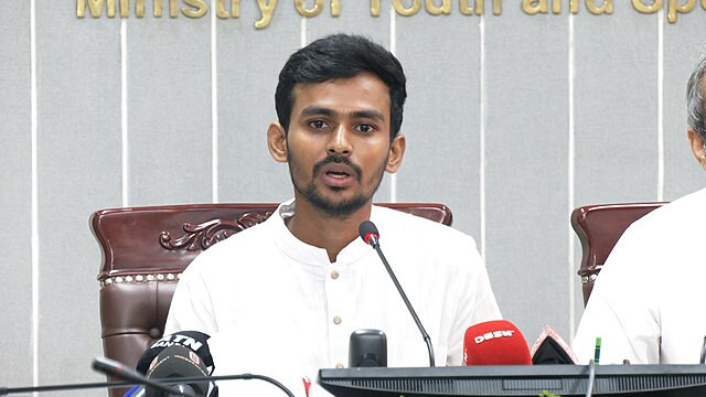 ‘ইশরাক হোসেন আইন লঙ্ঘন করছেন’: স্থানীয় সরকার উপদেষ্টা আসিফ মাহমুদ