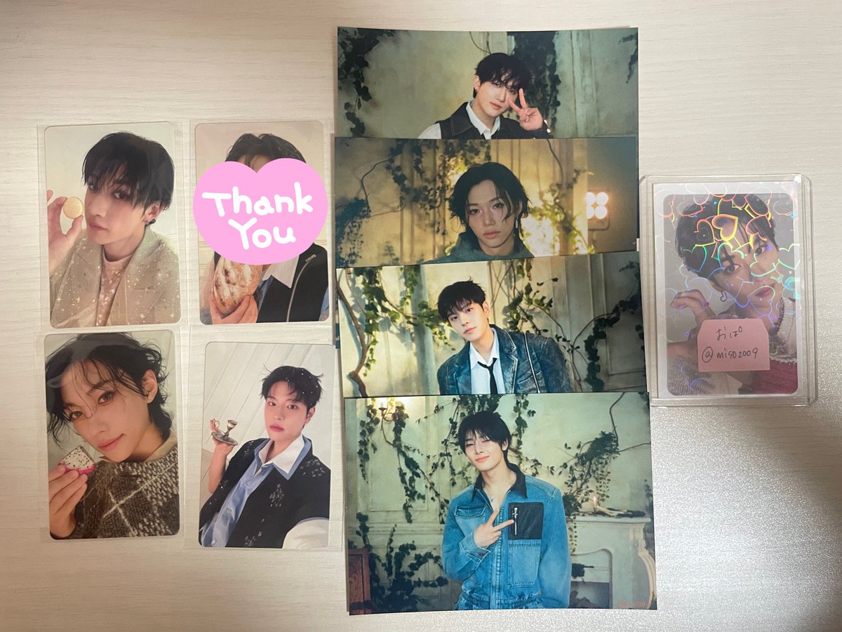 misozoo9's tweet photo. StrayKids スキズ Hollow トレカ ブロマイド 交換

【譲】バンチャン チャンビン フィリックス スンミン アイエン

【求】同種 リノ (💖＞無印) 💖のみ異種可🙌🏻

郵送での交換希望📮
 ︎︎
お気軽にリプ又はDMお願い致します🙇🏻‍♀️ https://t.co/Onl0d6LMEJ