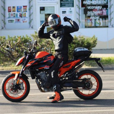ItsMt0116's tweet photo. #NewProfilePic #ktm #ktmhungary https://t.co/6d7IGJT0dD