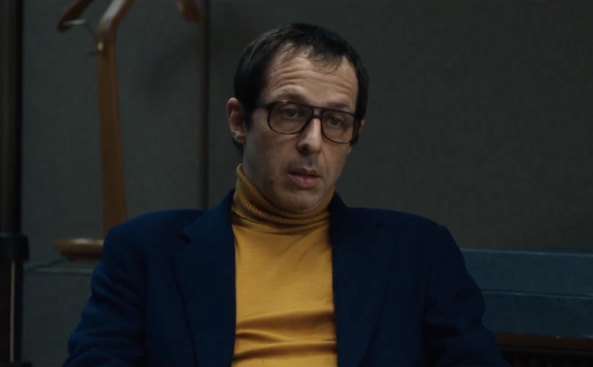 "its not clocking to you that i'm standing on business"