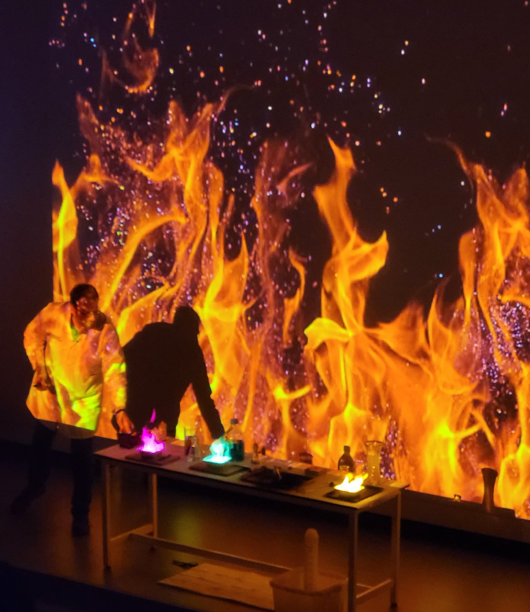 S3 chemists attended an RSC Chemistry lecture at Dundee University entitled 'Fire'.