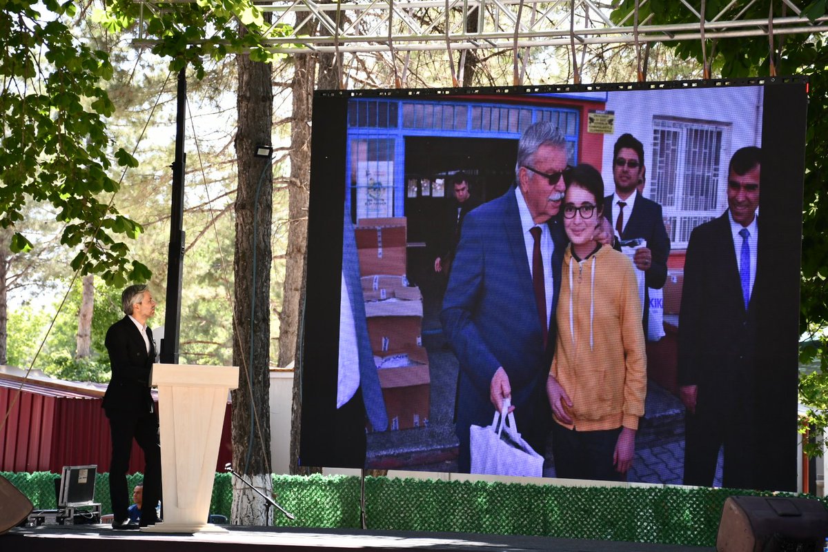 Maginder Onursal Başkanımız Sayın; Vahap KÜÇÜK’ün babası aynı zamanda Malatya'mızın Vahap Amcasının aramızdan ayrılışının 5.seneyi devriyesinde düzenlenen anma programına Maginder ailesi olarak katılım sağladık.
Saygı ve Rahmetle Anıyoruz.

#malatya #doğanşehir