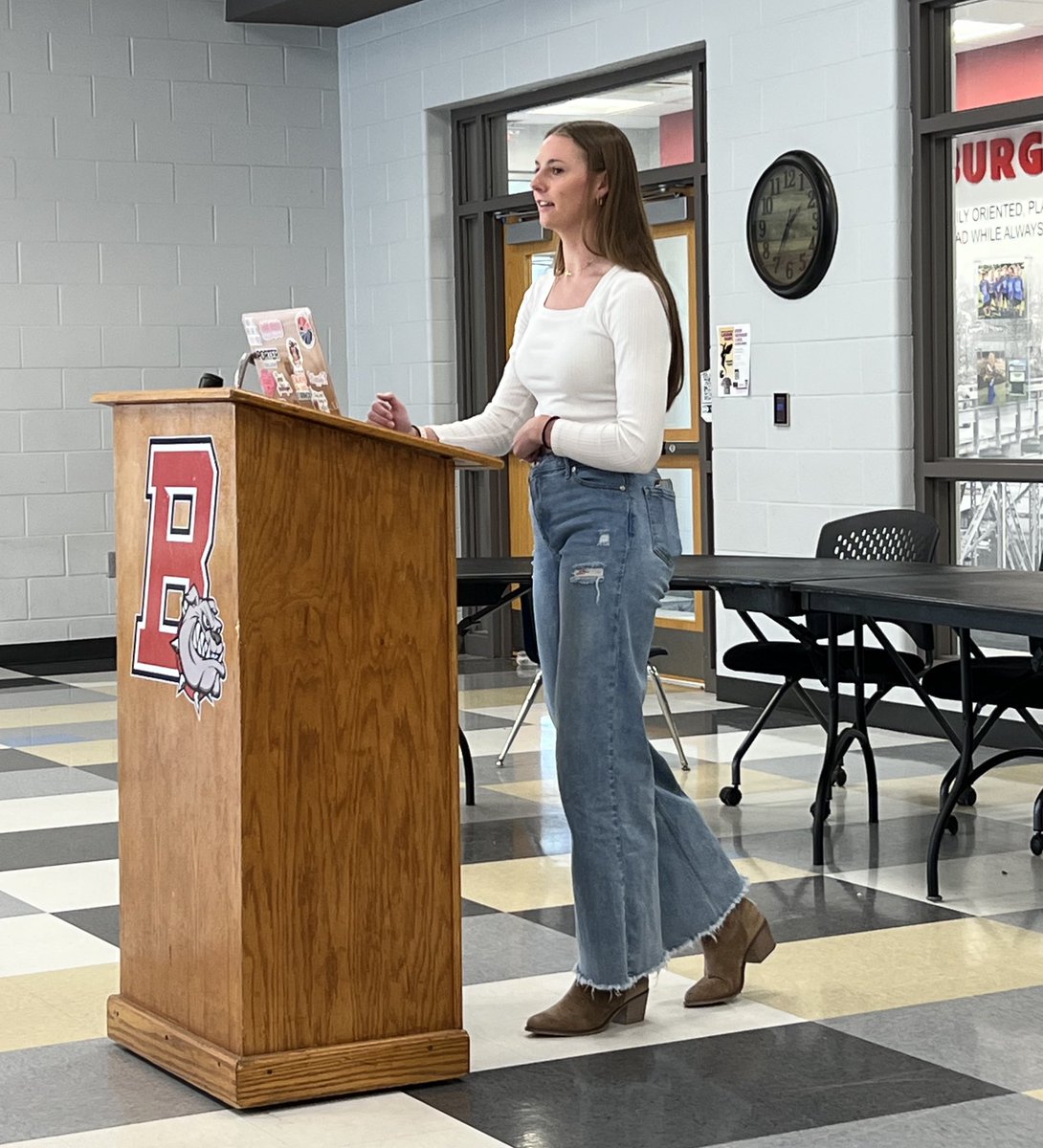 Asbury Athletics (@asburyeagles) on Twitter photo NEWS | <a href="/AsburyWHoops/">Asbury W Basketball</a> 25โ graduate business administration major, Morgan Flanagan, accepted an opportunity to share with the Burgin High School Basketball banquet. ๐ช
Morgan shared about how her journey as an <a href="/AsburyWHoops/">Asbury W Basketball</a> student-athlete has developed and rooted her faith and NEWS | <a href="/AsburyWHoops/">Asbury W Basketball</a> 25โ graduate business administration major, Morgan Flanagan, accepted an opportunity to share with the Burgin High School Basketball banquet. ๐ช
Morgan shared about how her journey as an <a href="/AsburyWHoops/">Asbury W Basketball</a> student-athlete has developed and rooted her faith and
