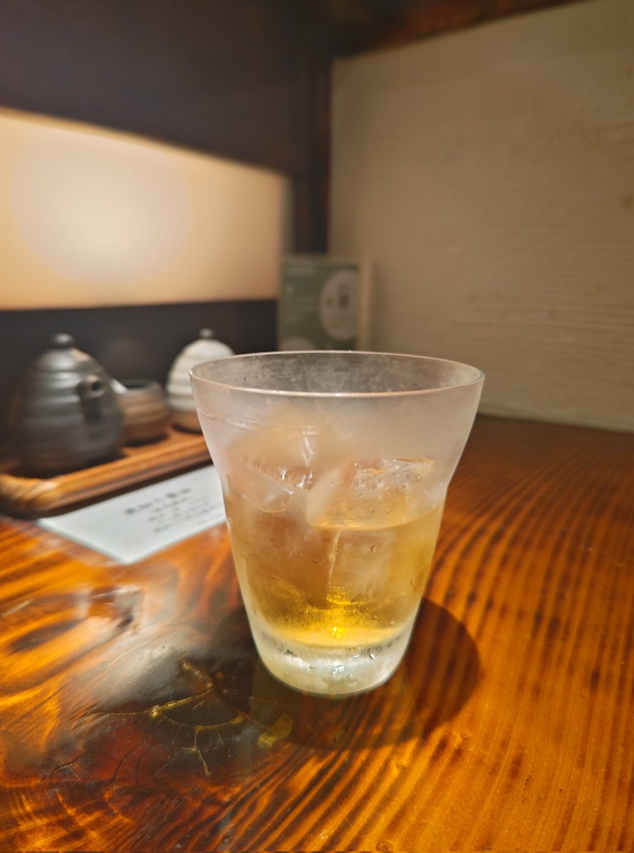 今日は、こちらへ🍶
眩しい時間からの来店は、初めてかも
さくらさんと一緒に、
のんびり楽しい時間を
過ごしました😊
カマの大きいこと🙌🐟️
オススメの太刀魚も、美味しかったです
つっち〜さん
ご馳走様でした🥰
#海鮮居酒屋つっち〜