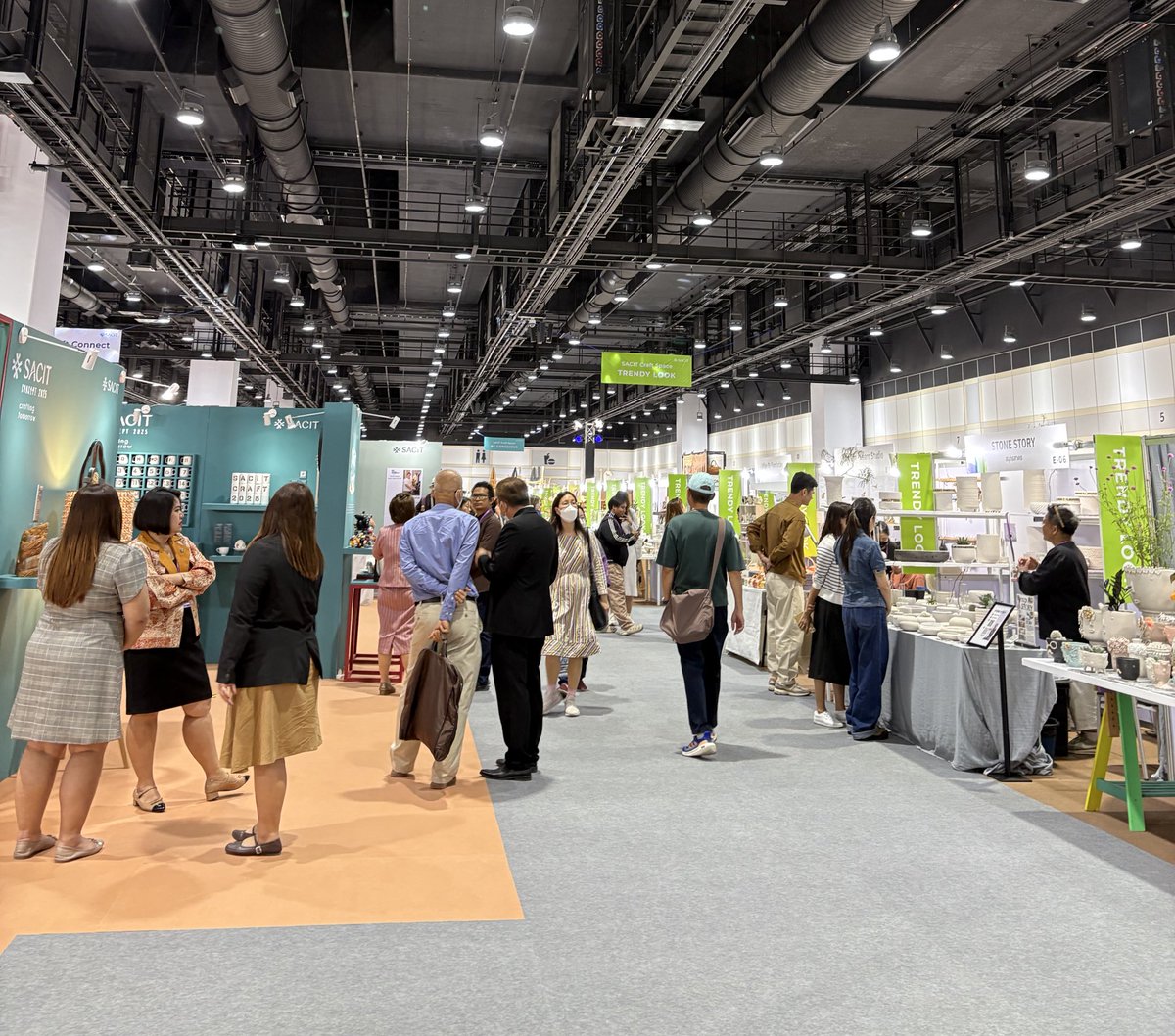 Kanya Kim tweet media