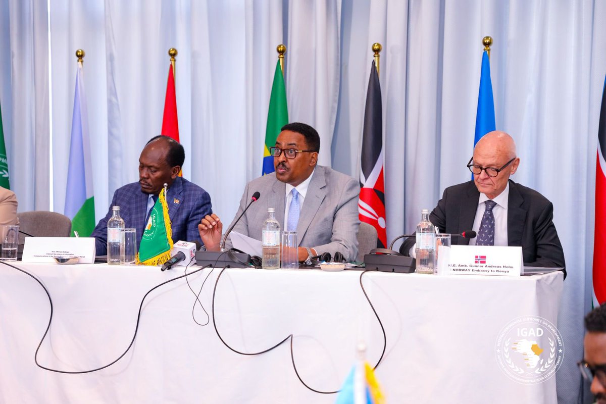 DrWorkneh's tweet image. AI is not just about algorithms — it’s about possibilities.
It’s about reimagining what’s possible for the IGAD region.
Today, alongside H.E. @honkabogo, Kenya’s Cabinet Secretary for ICT and the Digital Economy, I had the privilege to open the IGAD Regional Consultative Seminar…