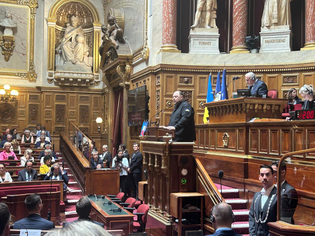 Le Président de la Verkhovna Rada, le Parlement ukrainien, s’adresse au Sénat à l’invitation du Président Larcher - l’occasion de rappeler l’amitié indéfectible entre nos deux nations et de réaffirmer notre soutien aux ukrainiens dans leur combat pour nos valeurs européennes face