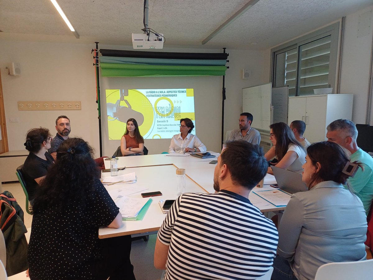 Servei Educatiu les Corts tweet media