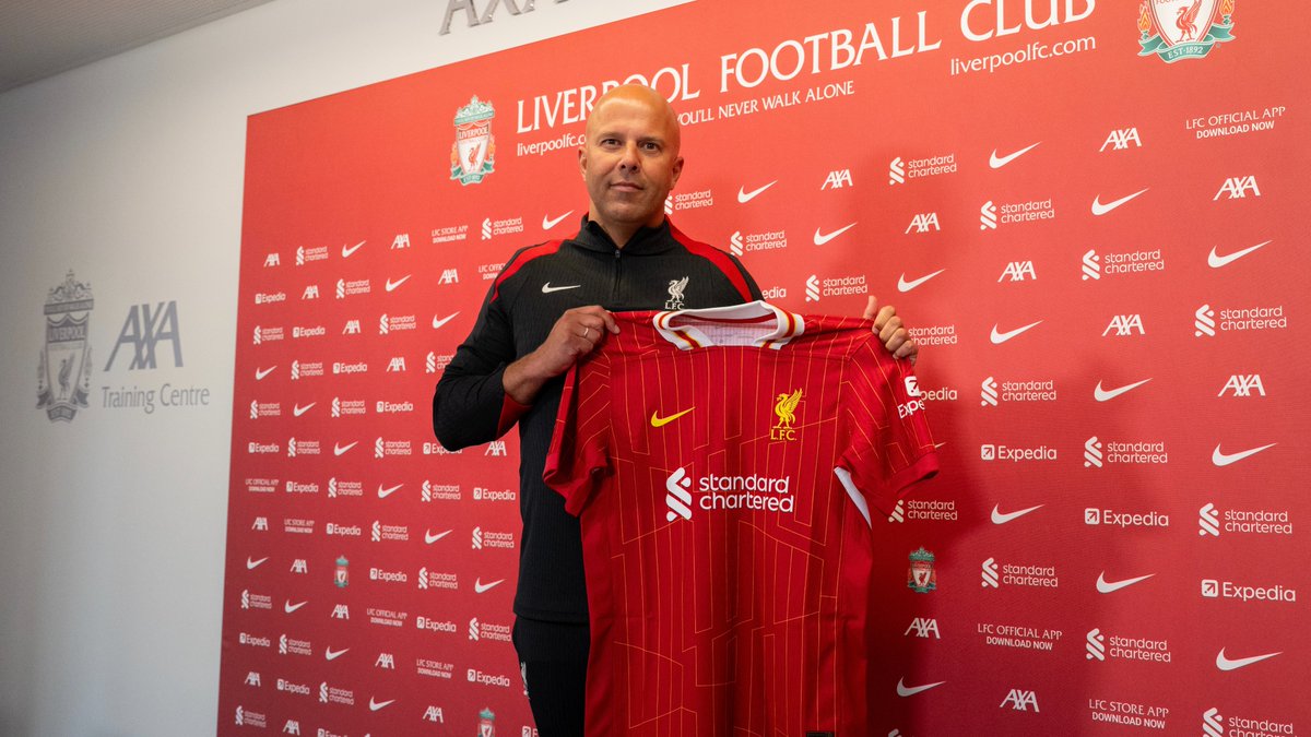 One year on from Arne’s first day at the Reds ✨🔴