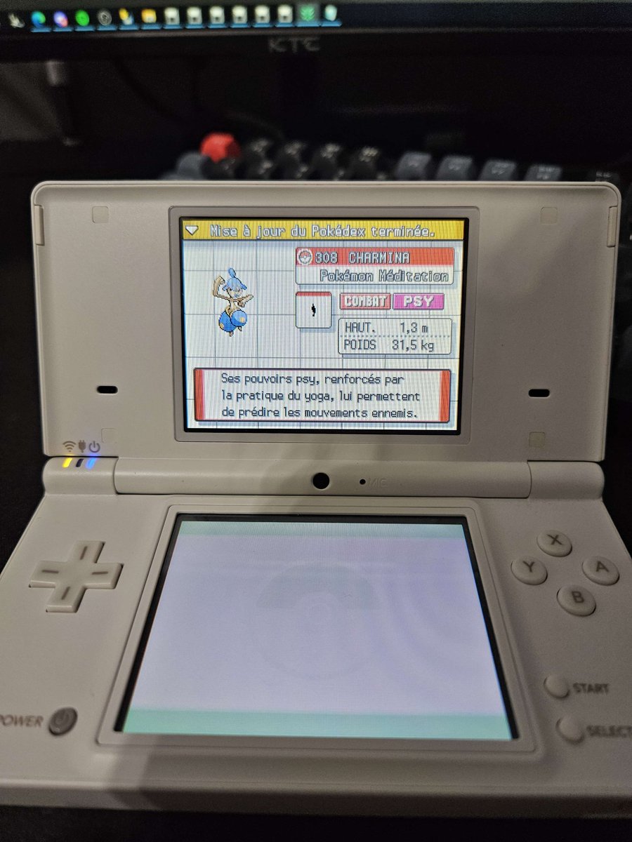 Random shiny Medicham in HeartGold while setting up for safari week, caught her first ball!