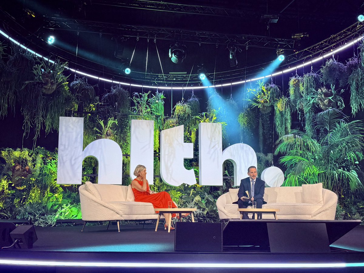 Rachel Murphy (@rachmurph) on Twitter photo Penny Dash and <a href="/ShaunLintern/">Shaun Lintern</a> HLTH in Amsterdam talking about the future of the <a href="/NHSEngland/">NHS England</a> today 💥 Penny Dash and <a href="/ShaunLintern/">Shaun Lintern</a> HLTH in Amsterdam talking about the future of the <a href="/NHSEngland/">NHS England</a> today 💥