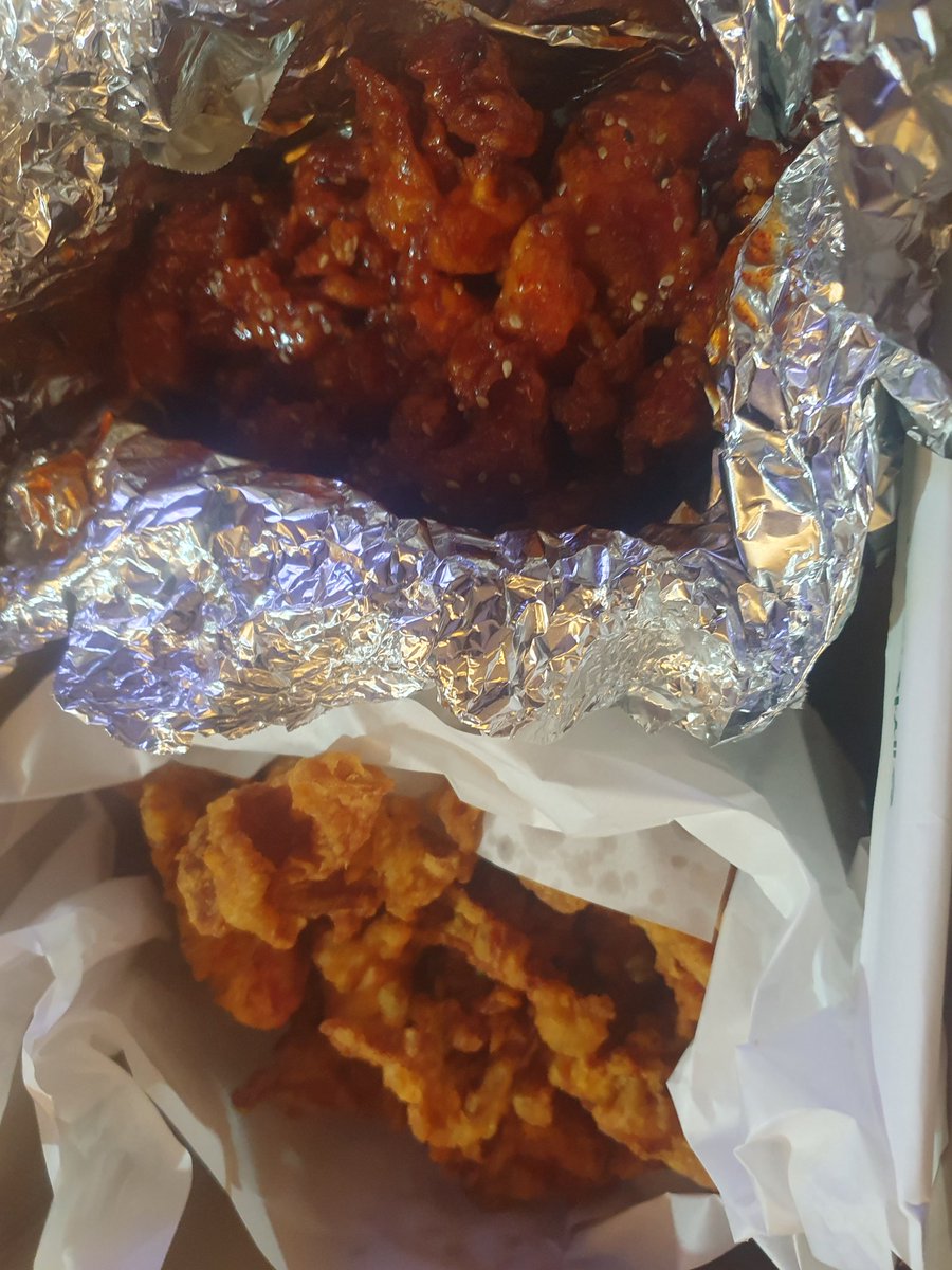 치킨도 먹여가면서?!