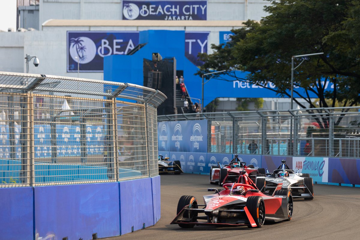 The ABB FIA Formula E World Championship makes the final long-haul trip of its 2024/25 campaign this weekend (21 June), as Jakarta returns to the fray following a two-year absence – and the action on-track is expected to be every bit as hot as the temperatures off it.

➡️ Read