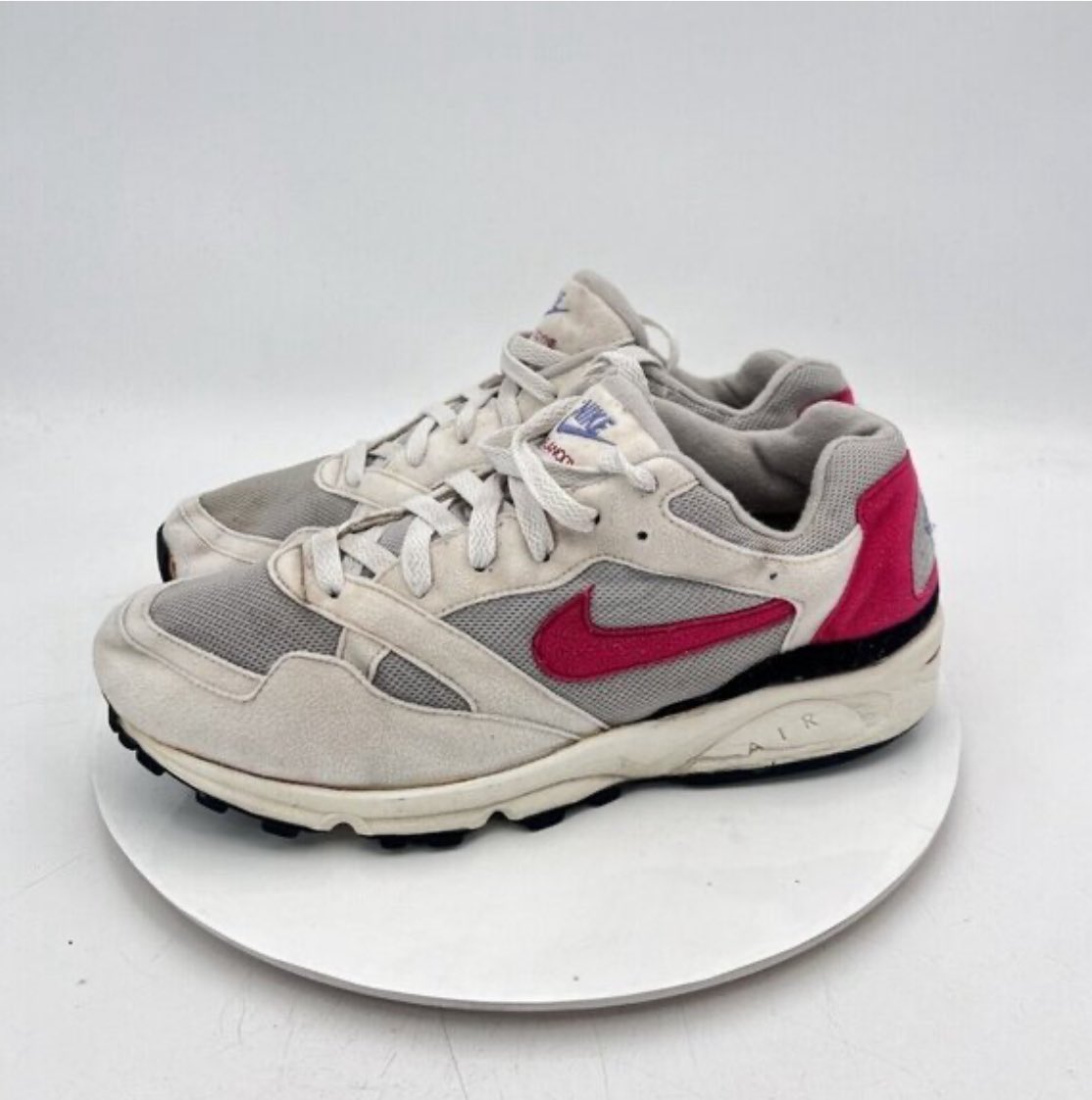 Hey <a href="/Nike/">Nike</a>, when might we see this gem from the early 90s make a comeback? 

Bring back the Anodyne (in its original blue).