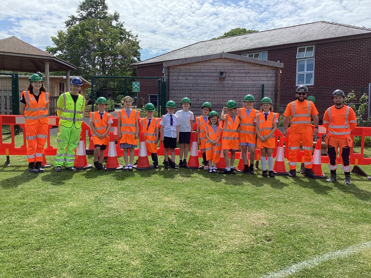 Ysgol Cefn Meiriadog (@ysgolcefnm) on Twitter photo A huge thank you to <a href="/jonesbrosUK/">Jones Bros CivEng UK</a> who have today delivered a donation of safety fences, cones, hard hats and high vis jackets for us to use in our new outdoor construction area 😀
Thank you for your support. A huge thank you to <a href="/jonesbrosUK/">Jones Bros CivEng UK</a> who have today delivered a donation of safety fences, cones, hard hats and high vis jackets for us to use in our new outdoor construction area 😀
Thank you for your support.