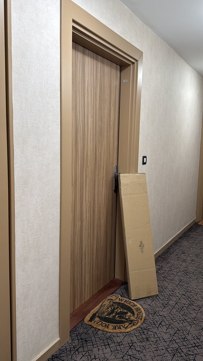 Ça c’est du colis caché.