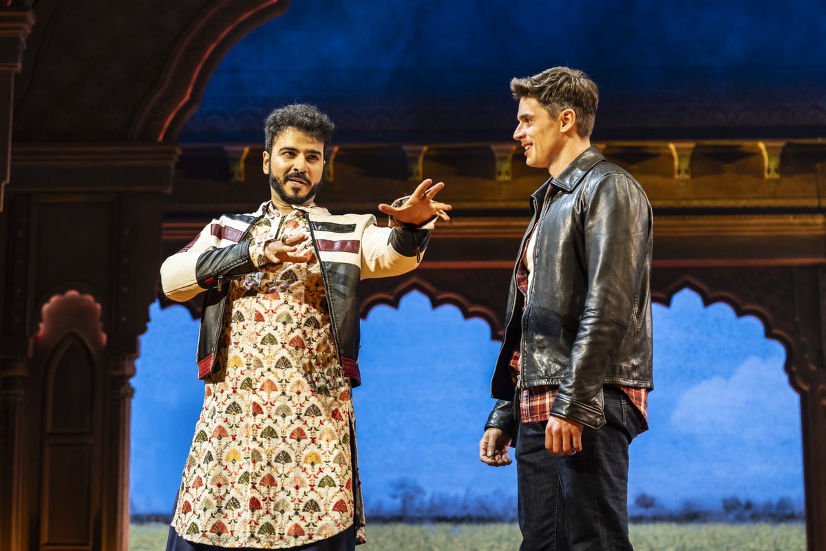 cfilmusical's tweet photo. 📸 New images released!
#ComeFallinLove #TheDDLJMusical is celebrating its final week of performances at @PalaceAndOpera this week! 
 
Don’t be disappointed. Come and enjoy love in every colour! 💖 https://t.co/mTSyMdU3ZC