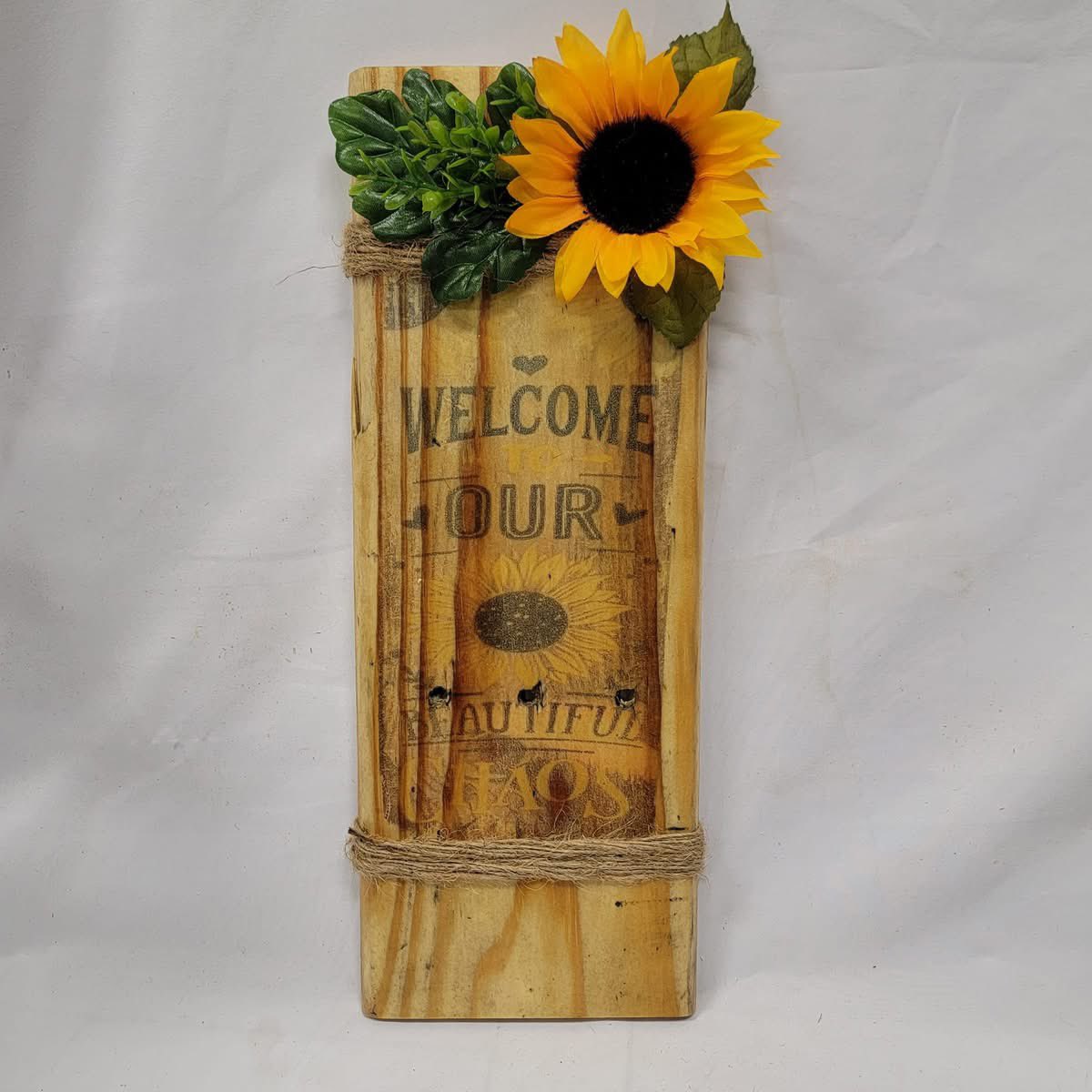 Check out some of our designs! Everything is crafted here in PA! Have a wonderful day everyone!

#wooddesigns #signs #flowers #Wednesday