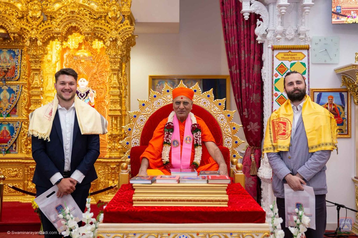 Royal Commonwealth Society (@royalcwsociety) on Twitter photo Thank you very much to our friends <a href="/SGadiLondon/">Swaminarayan Mandir</a>, for inviting us to an amazing welcoming ceremony for His Divine Holiness Acharya Shree Jitendriyapriyadasji Swamiji Maharaj.
We worked with this wonderful community and their pipe band for the Commonwealth Day Service of Thank you very much to our friends <a href="/SGadiLondon/">Swaminarayan Mandir</a>, for inviting us to an amazing welcoming ceremony for His Divine Holiness Acharya Shree Jitendriyapriyadasji Swamiji Maharaj.
We worked with this wonderful community and their pipe band for the Commonwealth Day Service of