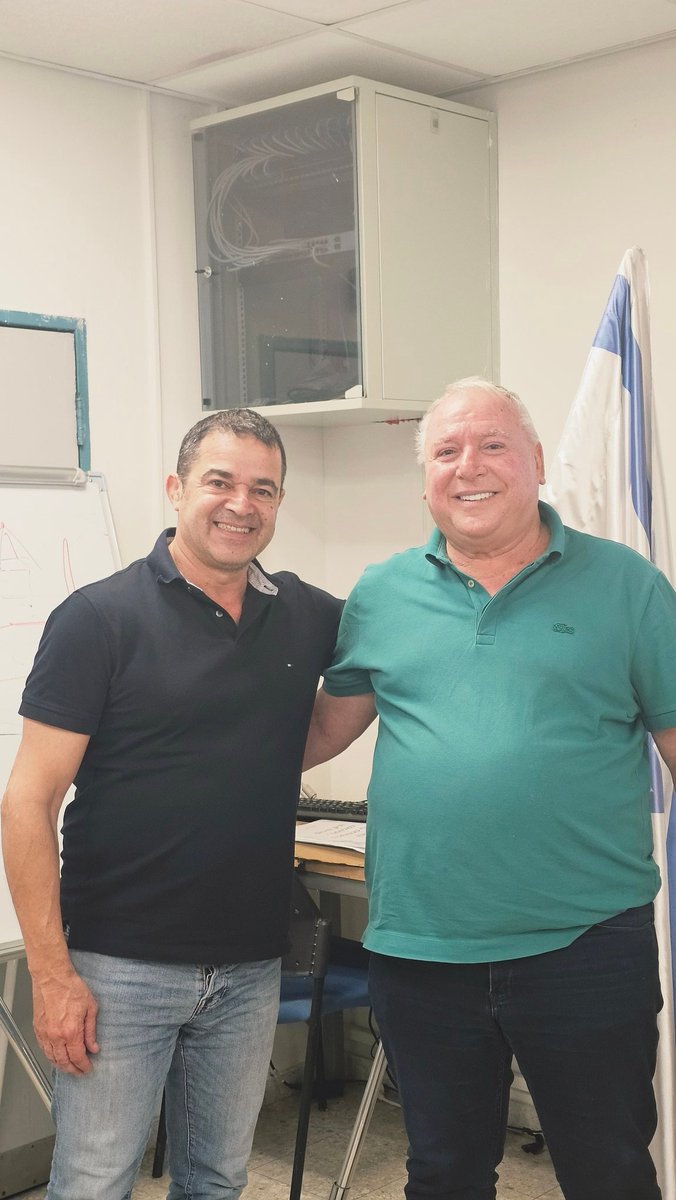 dudiamsalem's tweet image. ערכתי היום סיור בנתיבי הגז הטבעי לישראל.
קיבלתי סקירה מקיפה ונרחבת על פעילות החברה כיום, מיו"ר החברה משה קלצין וממלא מקום המנכ״ל שלמה קרסנר, על אופי פעילותה וכמובן על ההיערכות של העובדים כעת בזמן הלחימה.🪖
חברת נתיבי הגז הטבעי לישראל היא דוגמא ומופת להתנהלות מקצועית וחיובית, כזו…