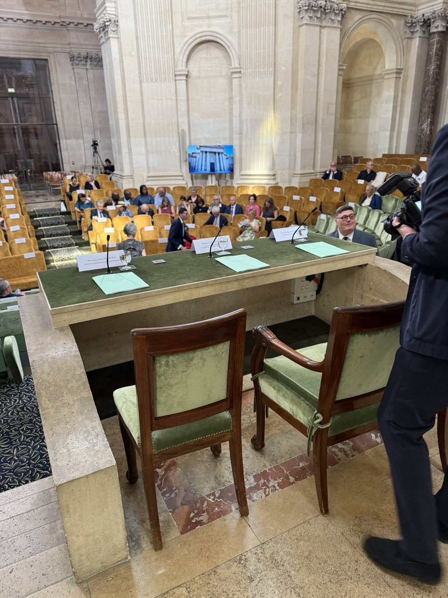 Jean-Noël Tronc (@jntronc) on Twitter photo Remise des Grands Prix 2025 des fondations de l’Institut de France. Une cérémonie toujours émouvante qui récompense des réalisations d’une grande richesse scientifique, artistique et humaine.
<a href="/InstitutFrance/">Institut de France</a> Remise des Grands Prix 2025 des fondations de l’Institut de France. Une cérémonie toujours émouvante qui récompense des réalisations d’une grande richesse scientifique, artistique et humaine.
<a href="/InstitutFrance/">Institut de France</a>