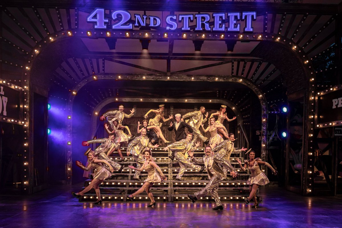 Kilworth House Theatre tweet media