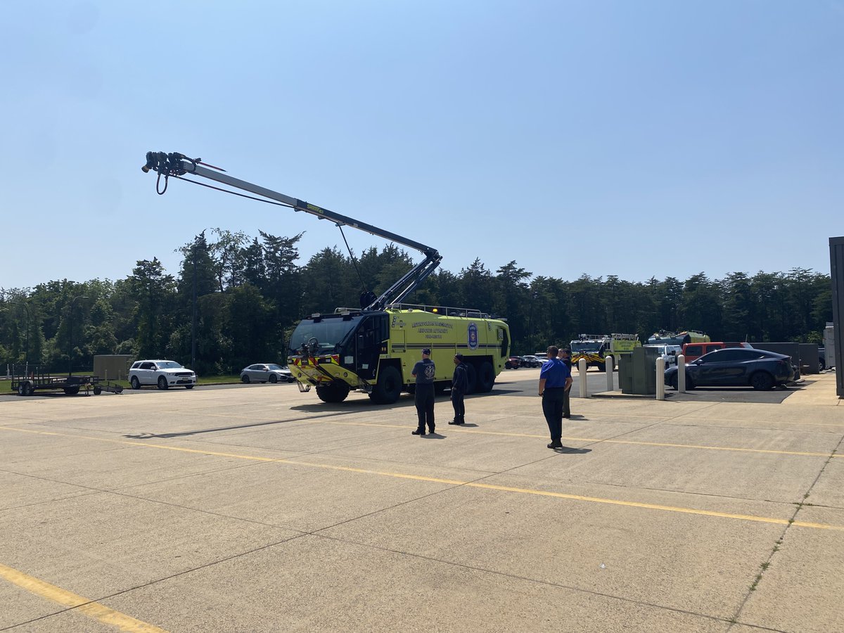 MWAAFireRescue's tweet image. Over the past few weeks the shift personnel have been going through training for our NEW Oshkosh Global Gen 3 ARFF units. One step closer to the initial in service date. #airportfirefighter #ARFF @AirportProducts