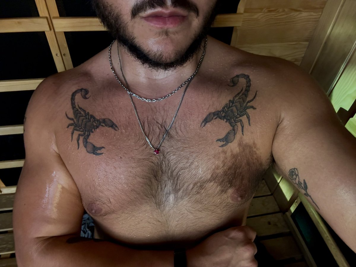 dominanttopdad's tweet photo. Hope you don't mind the musk 😈 https://t.co/pOvcsng5UL