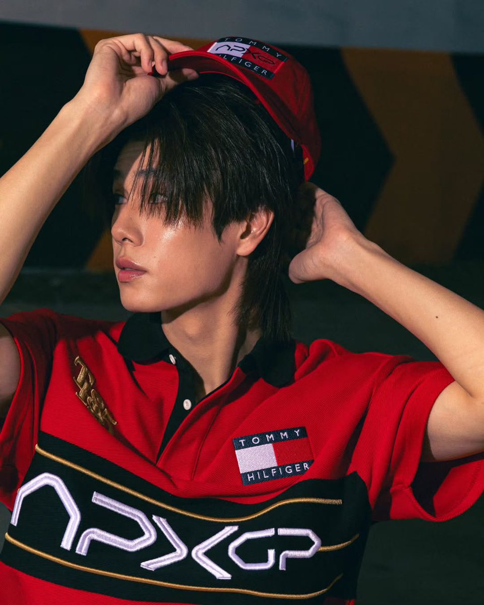 lofficielmy's tweet photo. No @TommyHilfiger campaign is complete without our favourite Thai boys @tawattannn, @gemini_ti, @ppnaravit and @phuwintang, who are all striking it hot with the APXGP Collection.

#tommyhilfiger #tommyfamily #FourthGemini #pondphuwin #tommyhilfigerxPPGF https://t.co/ZQIFxuQ3Du