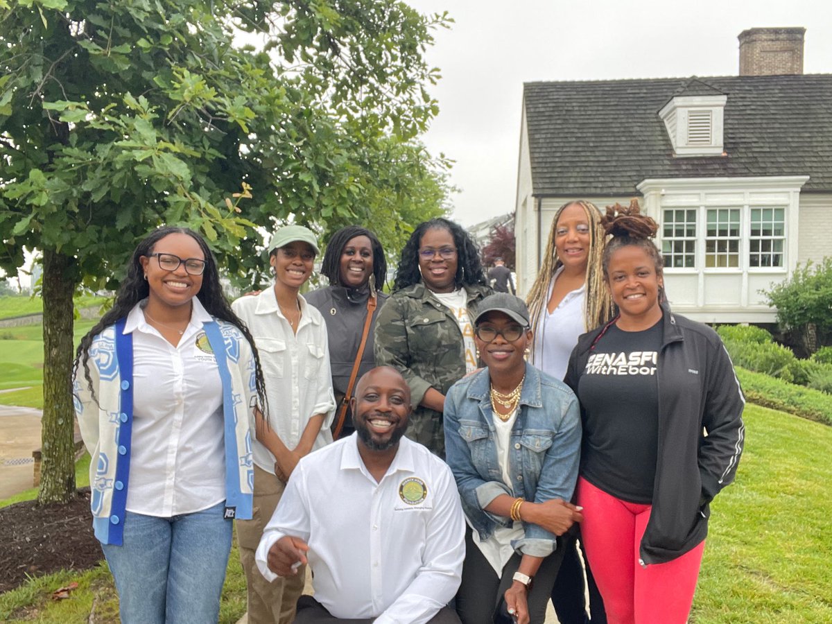 PWPerspective's tweet image. Last week the @DRWood77 foundation held its “Fore The Love of Fathers” fundraiser. It was an extraordinary event and @🍷Queenie💕 discusses the highlights in today’s edition of the @PWPerspective
