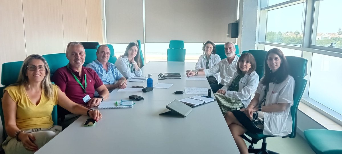 Distrito AP Costa del Sol (@dsapcostadelsol) on Twitter photo Reunión entre el Distrito de Atención Primaria Costa del Sol y el <a href="/ASCostadelSol/">Área Hospitalaria Costa del Sol</a> , para revisar procedimientos de actuación y establecer nuevas líneas de colaboración con Medicina Interna.
#continuidadasistencial Reunión entre el Distrito de Atención Primaria Costa del Sol y el <a href="/ASCostadelSol/">Área Hospitalaria Costa del Sol</a> , para revisar procedimientos de actuación y establecer nuevas líneas de colaboración con Medicina Interna.
#continuidadasistencial