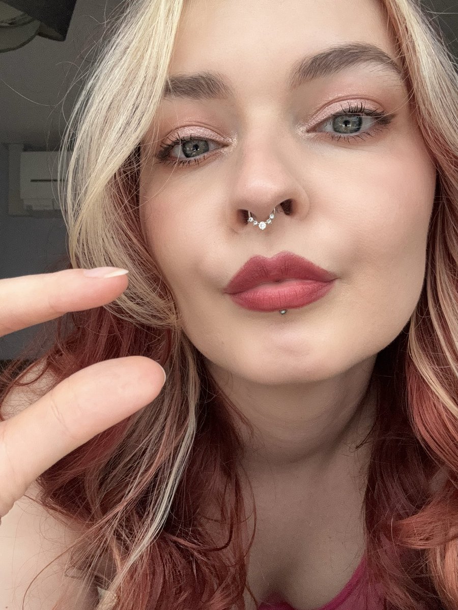 GoddessRFox's tweet photo. Live now 🎥 link in bio. Ready to laugh at the tiniest cocks the internet has to offer. Come get mocked, measured, and mentally destroyed. Don’t worry, I’ll pretend to squint so you feel seen. 😂 #SPH #FemdomLive #SmallDickEnergy #Humiliation https://t.co/WG6YpwJt01